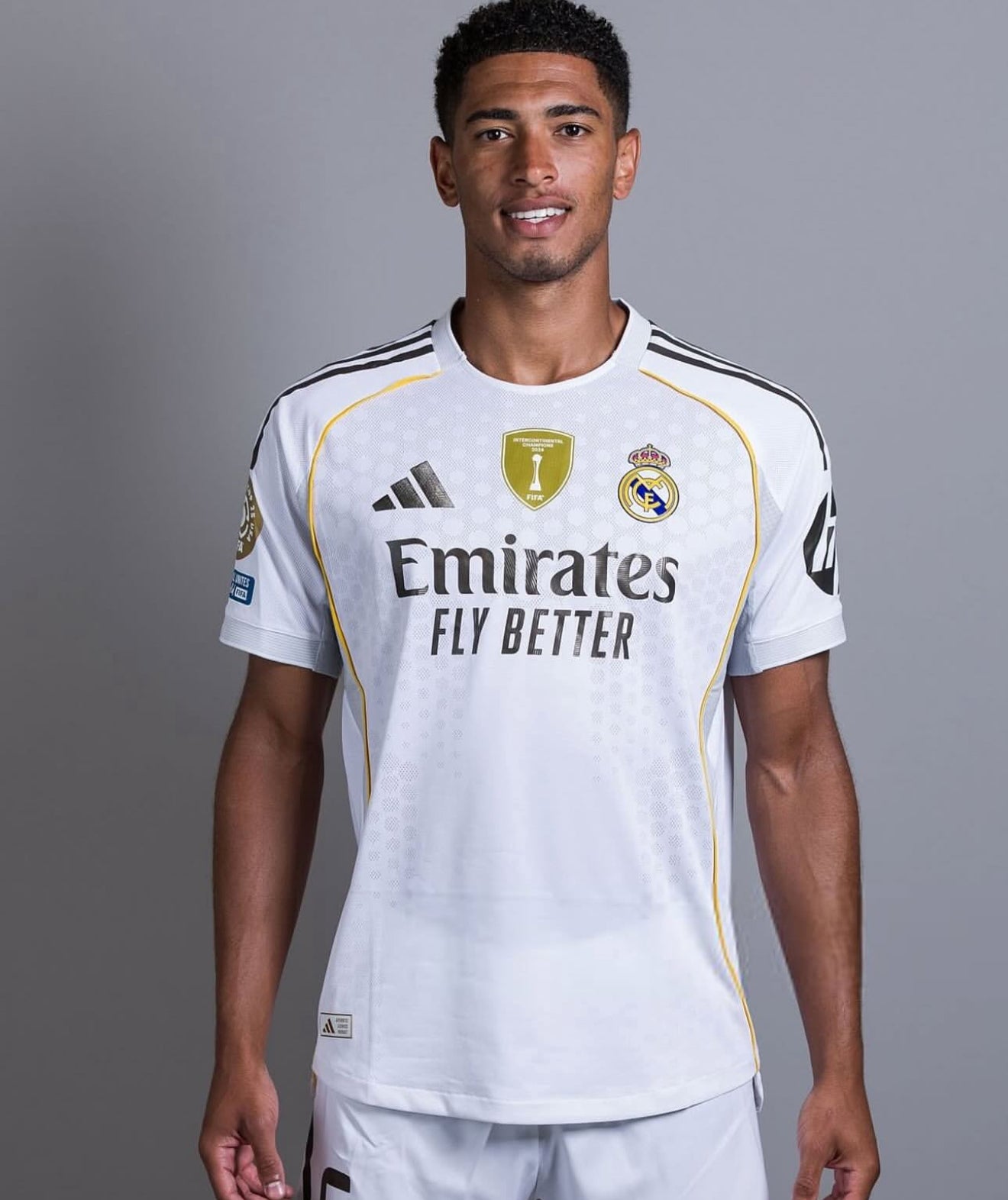 Real Madrid Home Jersey 25/26 (Preorder)