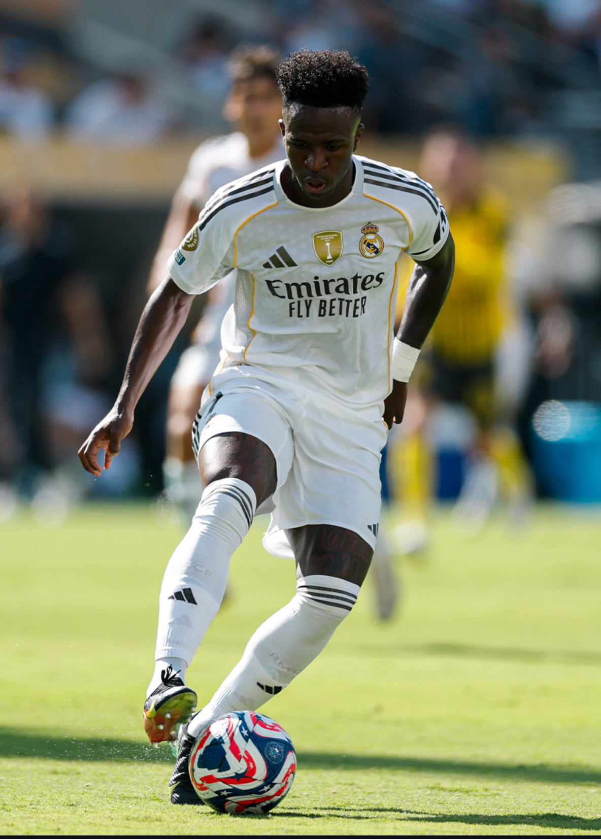 Real Madrid Home Jersey 25/26 (Preorder)